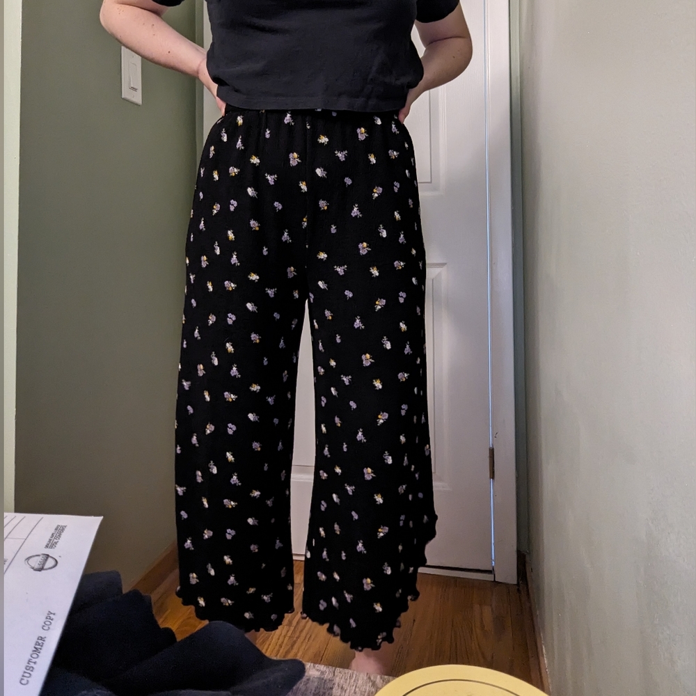 H&M Floral Asymmetric-hem Culottes | Size XS
